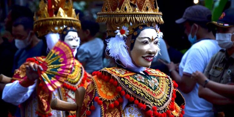 "Arte y Cultura: Explorando Nuevas Perspectivas"