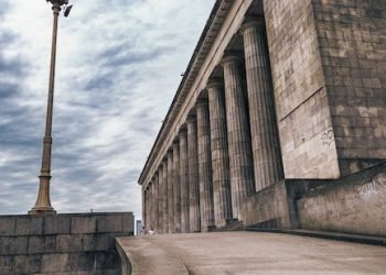 Protección de los derechos de las mujeres: combatiendo fundamentalismos