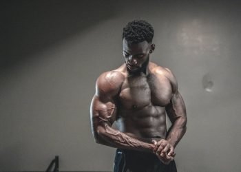 Fortalece tu cuerpo femenino con ejercicios esenciales