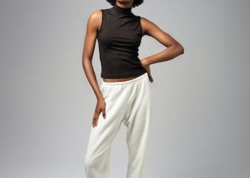 Moda Femenina 2024: Tendencias de Colores, Telas y Patrones